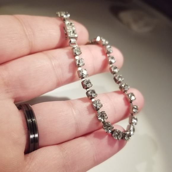 Vintage Rhinestone Bracelet - Picture 6 of 7
